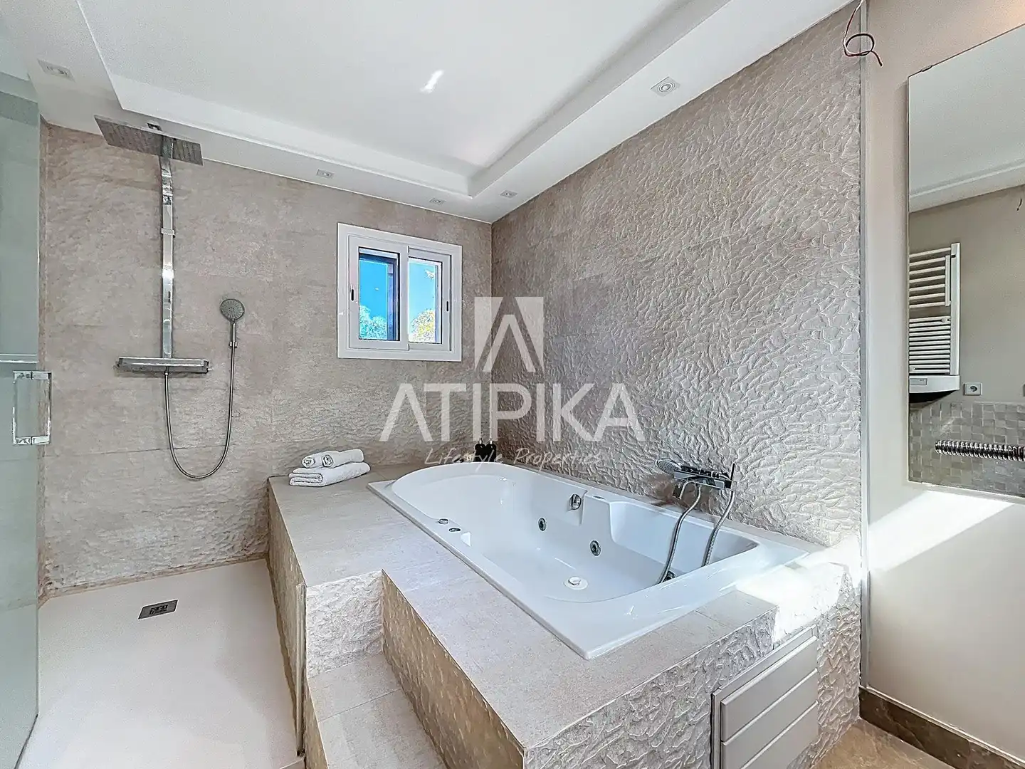 Baño de Casa o chalet de alquiler en Castelldefels con Aire acondicionado, Calefacción y Terraza