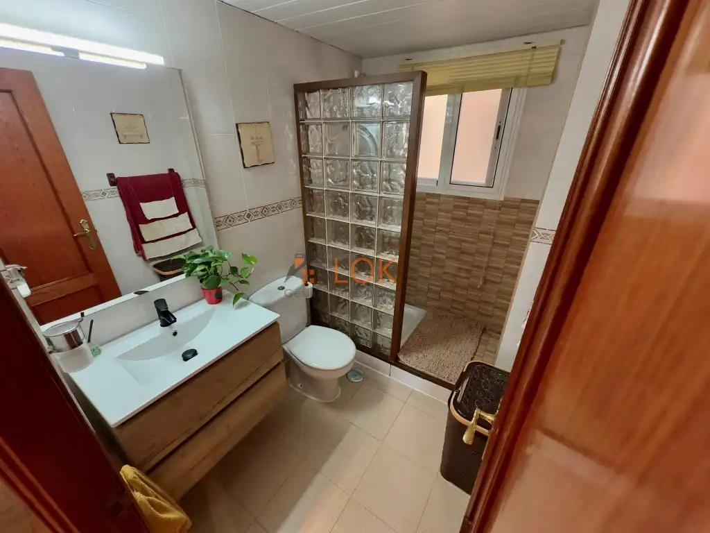 Baño de Piso en venta en Málaga con Aire acondicionado, Jardín privado y Terraza