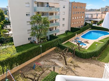 Wohnung mit Aufzug zum Verkauf in Calle Barcelona