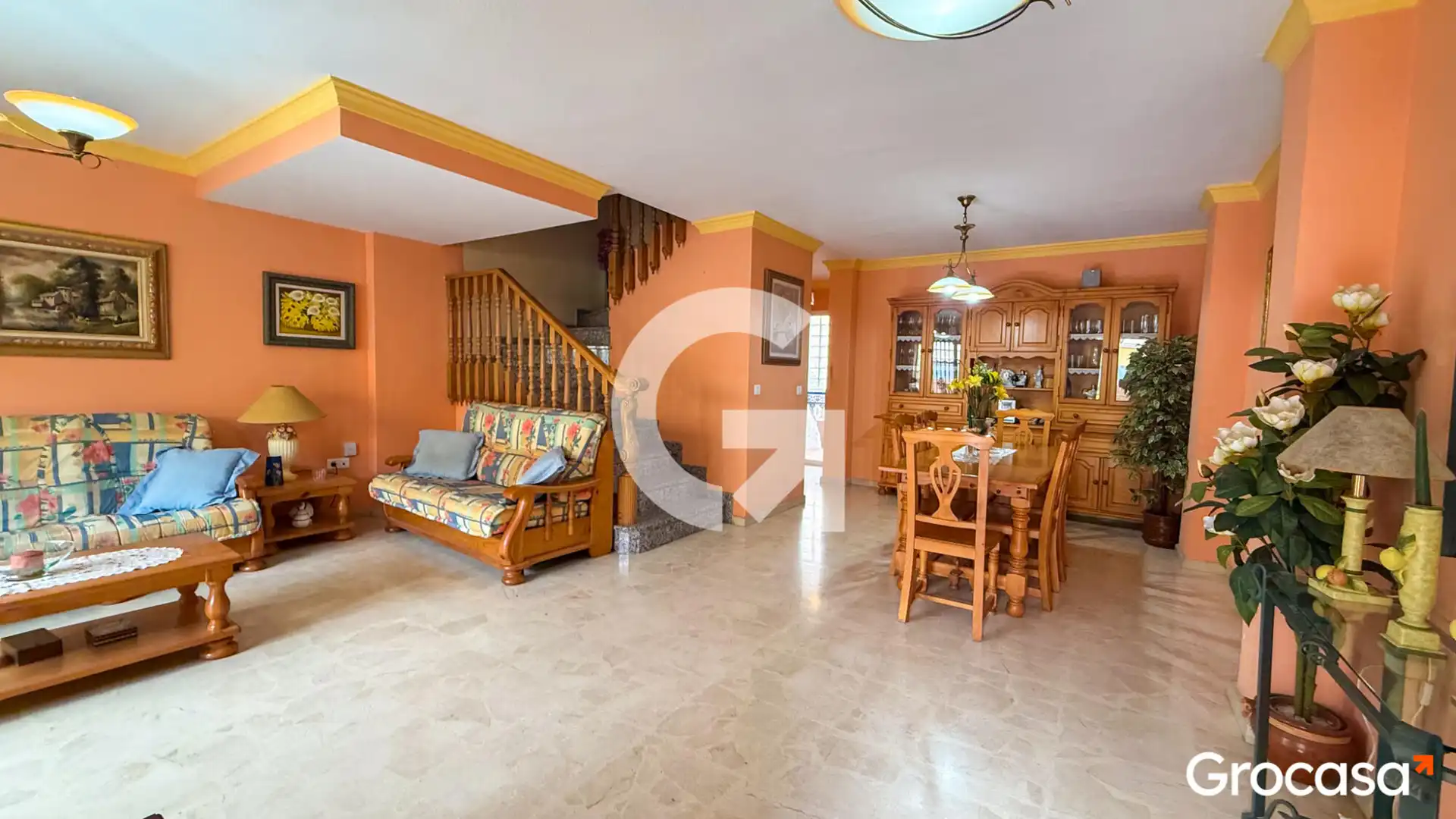 Sala d'estar de Casa adosada en venda en Vélez-Málaga amb Aire condicionat, Calefacció i Jardí privat