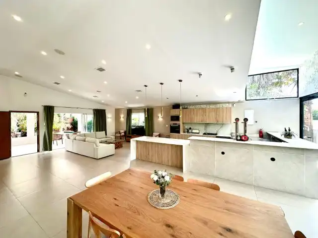 Chalet con piscina en venta en Poligono, imagen 5