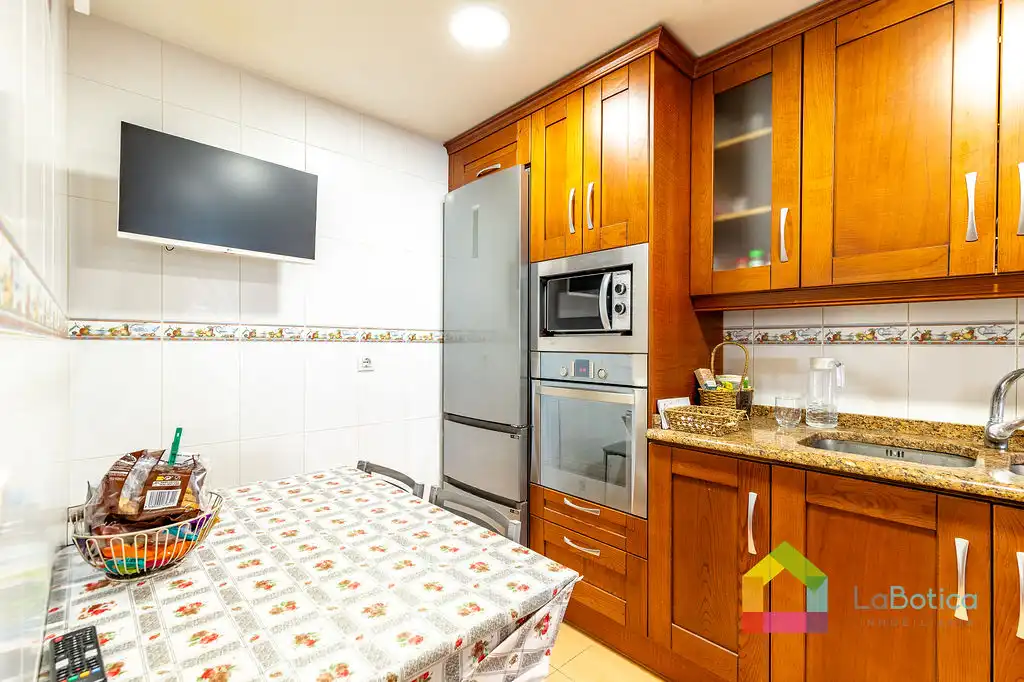Kitchen of Detached homes for sale in Toledo  with Air Conditioner, Heating and Terrace