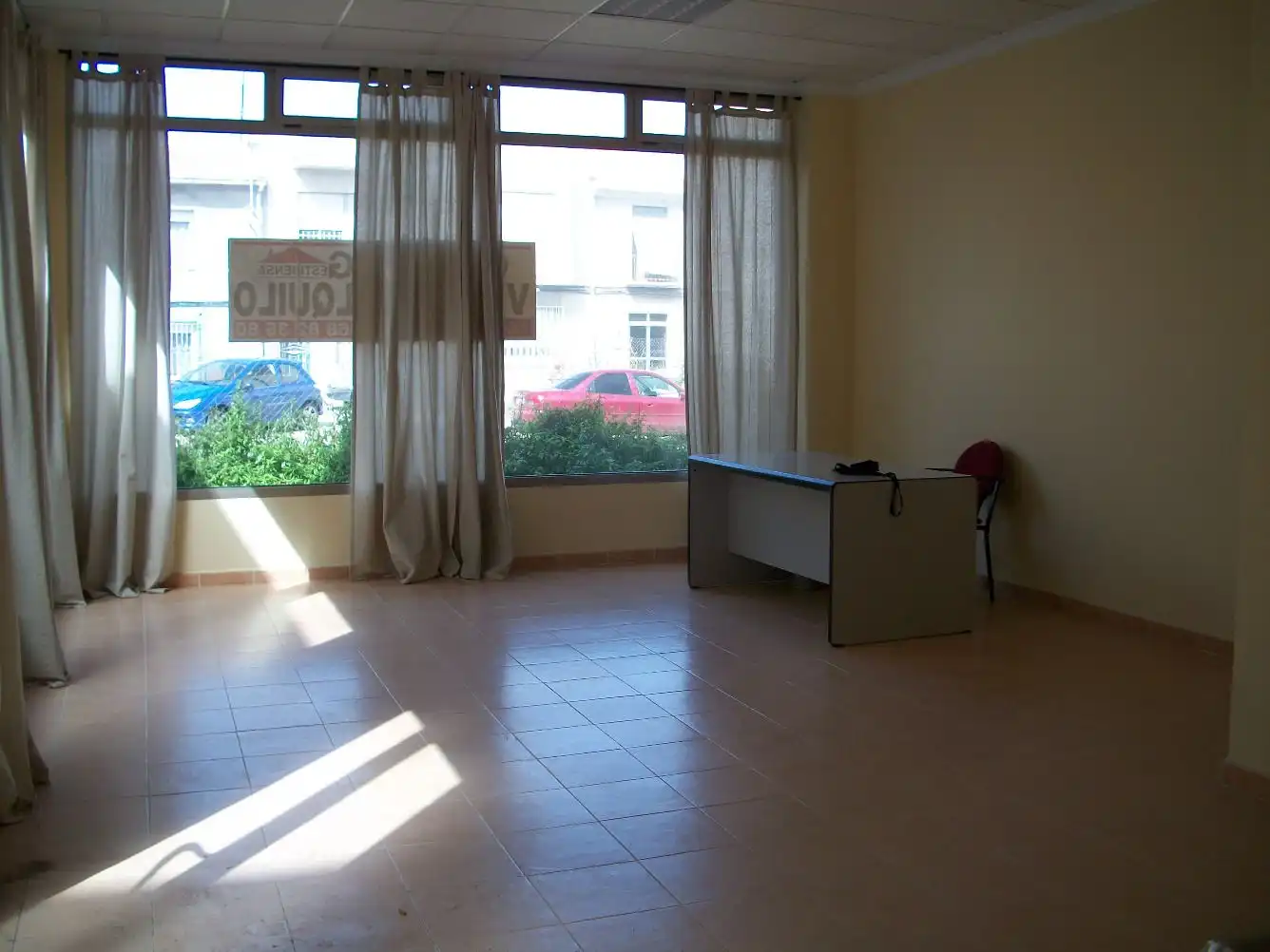 Gewerbefläche zum Verkauf in Calle Brazal del Merlo 9, imagen 3