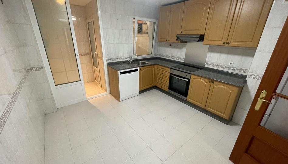 Photo 1 of Flat to rent in Praza de Galicia, Alto del Castaño, A Coruña