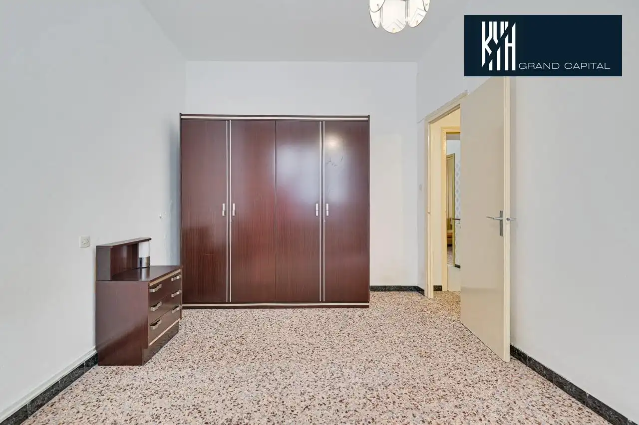 Schlafzimmer von Erdgeschoss zum Verkauf in Salt mit Heizung und Abstellraum