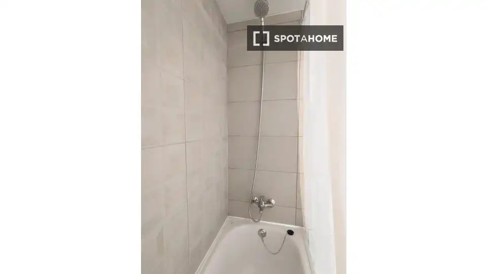 Bathroom of Flat for rent in Alfara del Patriarca  with Air Conditioner, Heating and Furnished