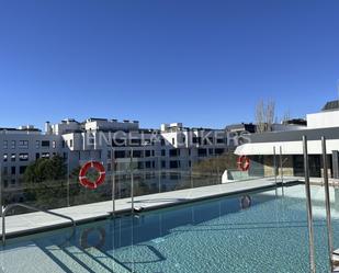 Piscina de Àtic en venda en  Madrid Capital amb Aire condicionat, Calefacció i Terrassa