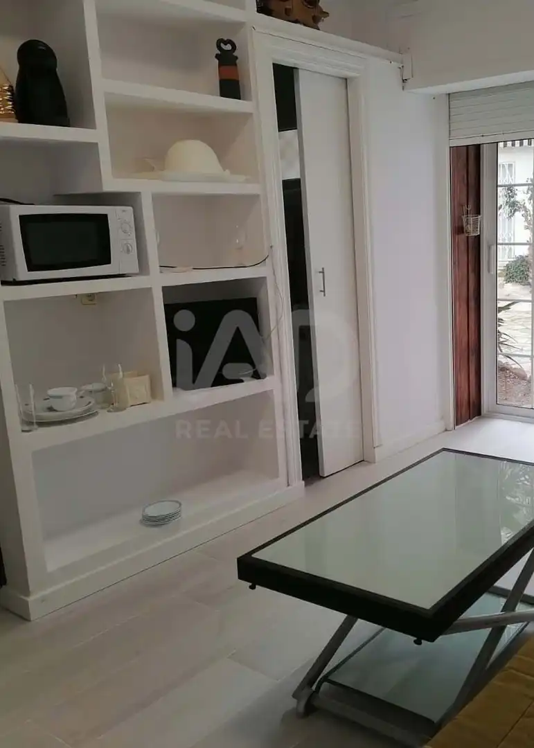 Küche von Wohnung zum Verkauf in Salou mit Klimaanlage und Terrasse