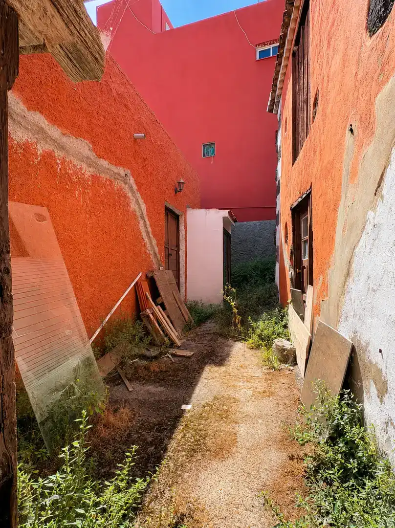 Vista exterior de Casa o xalet en venda en La Matanza de Acentejo amb Balcó