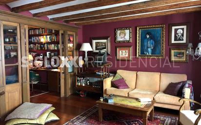 Living room of Flat for sale in  Barcelona Capital  with Air Conditioner and Balcony