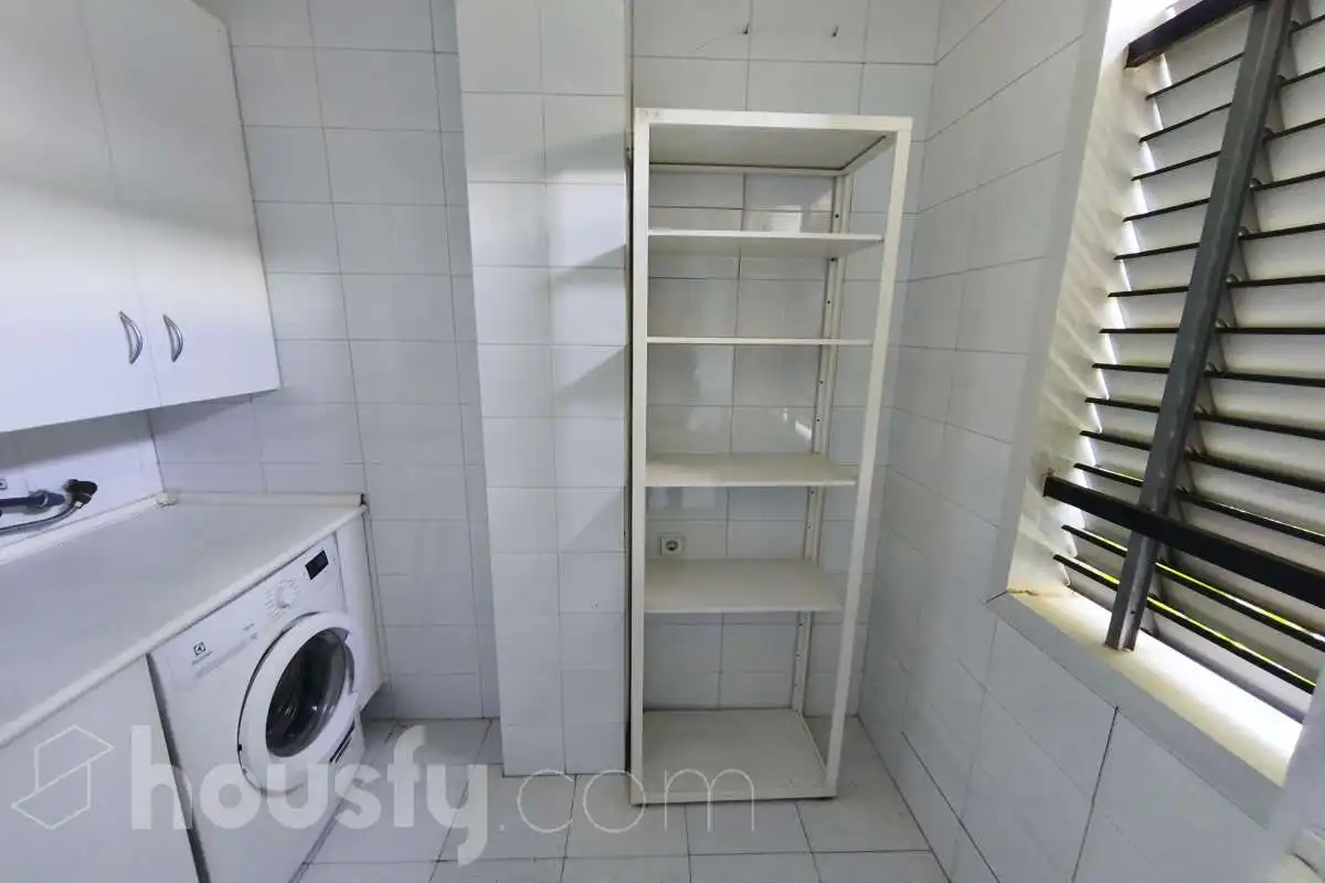 Baño de Piso de alquiler en Madrid con Aire acondicionado, Calefacción y Terraza