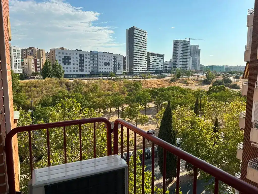 Terrassa de Pis en venda en La Almozara