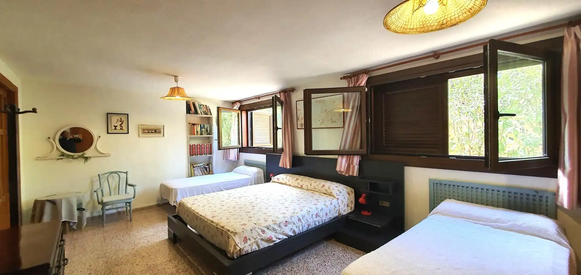 Dormitori de Casa o xalet en venda en Sant Joan d'Alacant amb Aire condicionat, Calefacció i Jardí privat