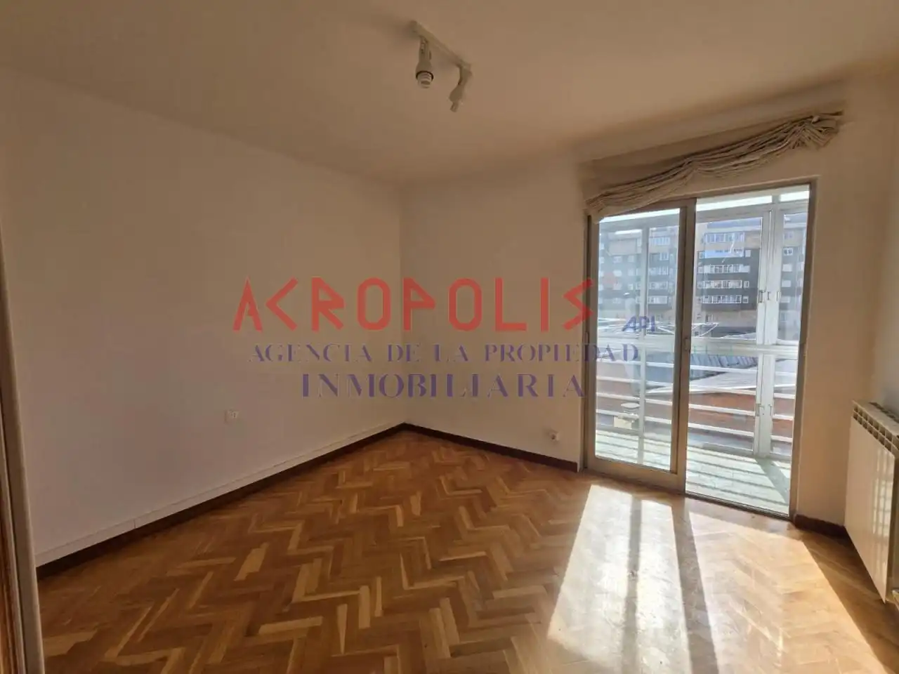 Piso con ascensor en venta en San Claudio - La Chantría, imagen 2