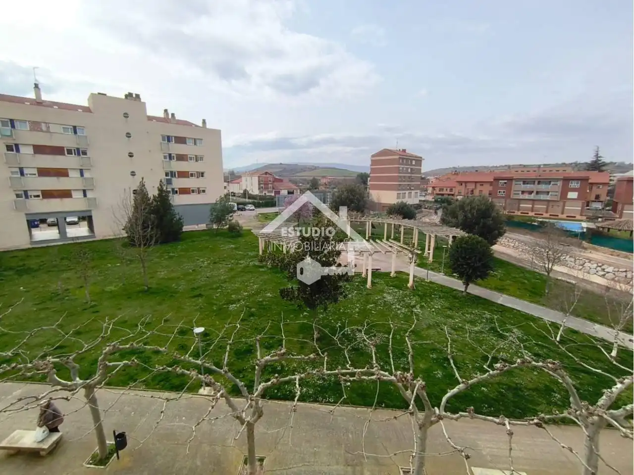 Piso en venta en Fuenmayor con Calefacción, Terraza y Trastero