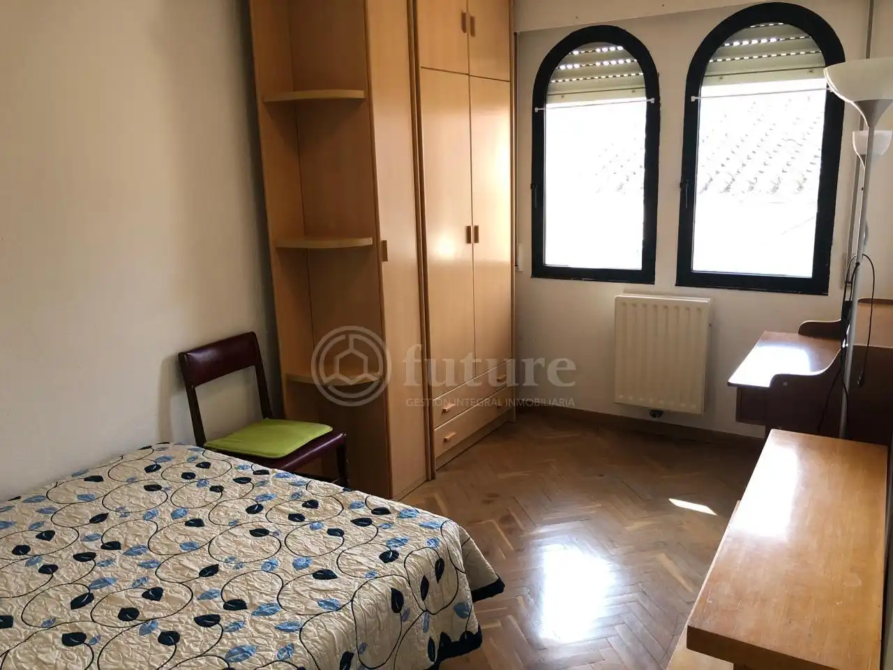 Dormitori de Dúplex de lloguer en Salamanca amb Calefacció, Parquet i Traster