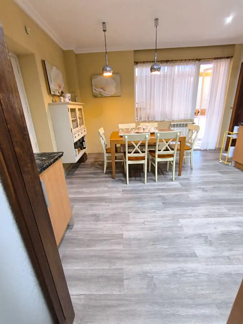 Esszimmer von Wohnung zum Verkauf in Palencia mit Heizung, Terrasse und Ofen