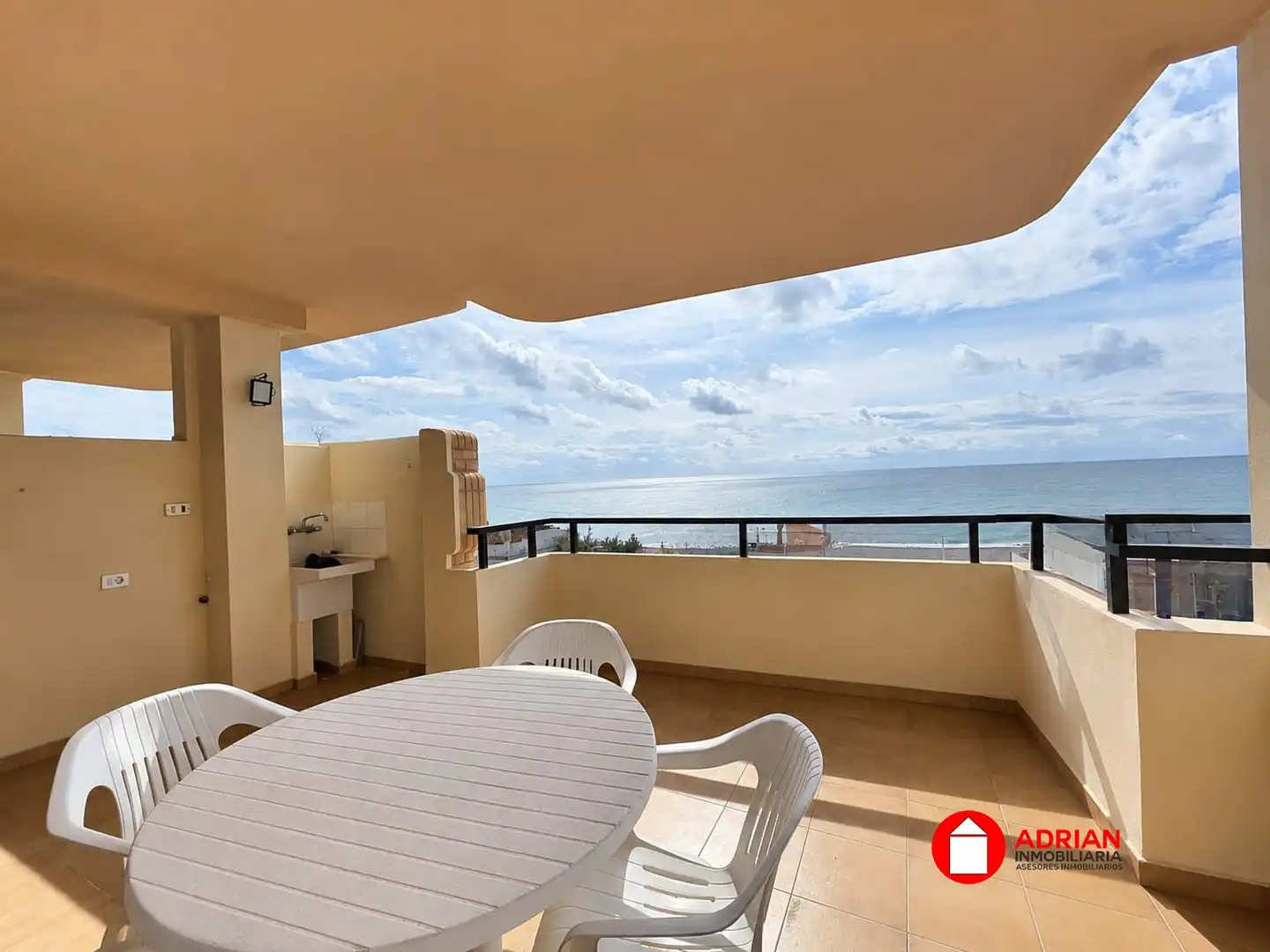Appartement compact avec ascenseur à vendre à Moncófar Playa