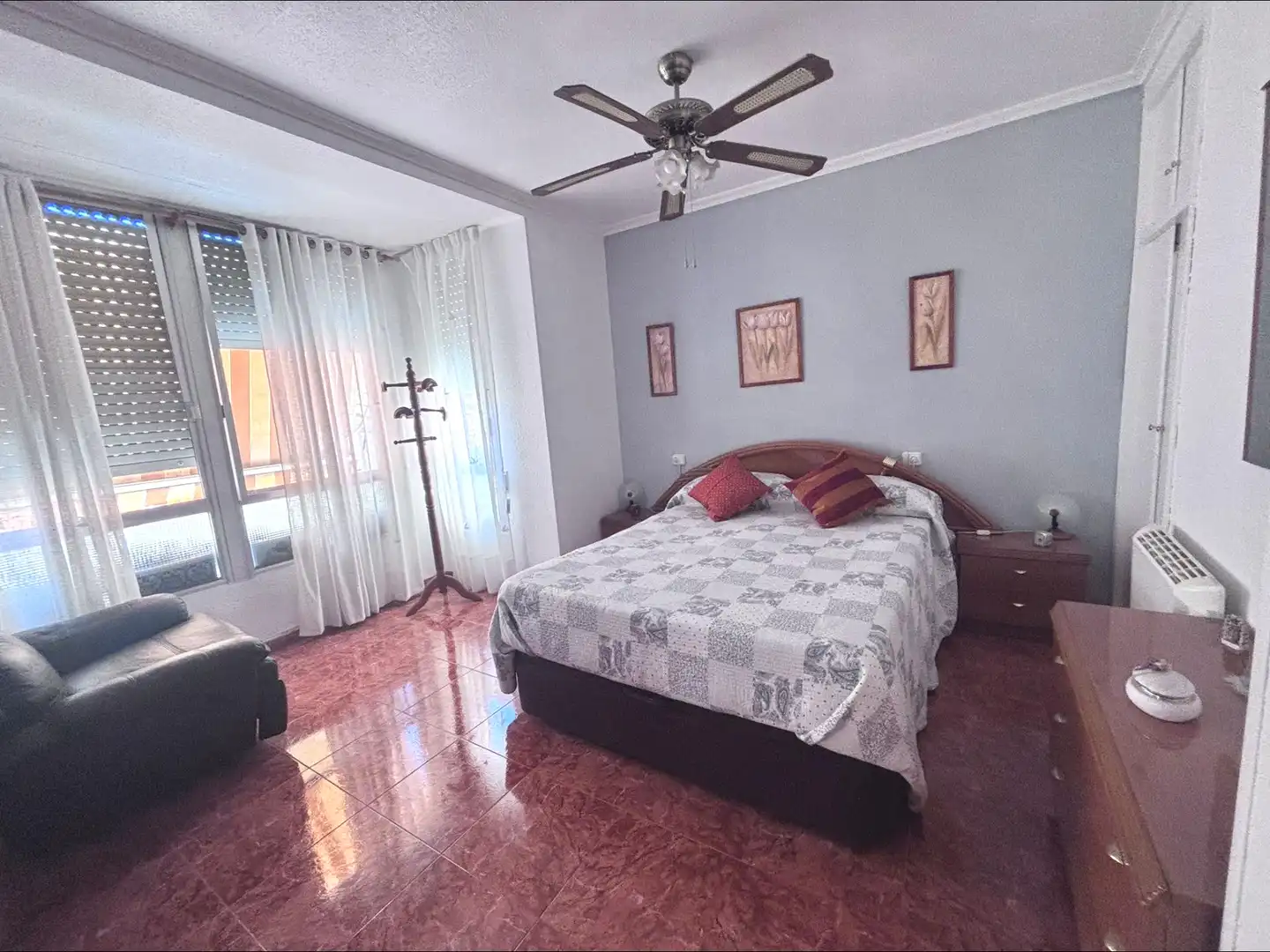 Habitación de Piso en venta en Alicante / Alacant con Calefacción