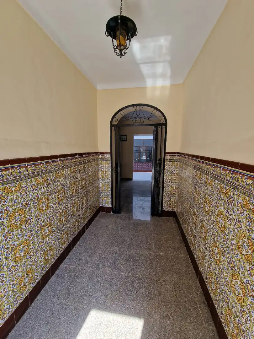 Casa con terraza en venta en Fernán-Núñez, imagen 2