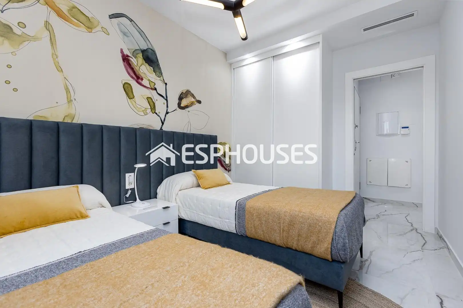 Habitación de Ático en venta en Rojales con Aire acondicionado, Terraza y Trastero