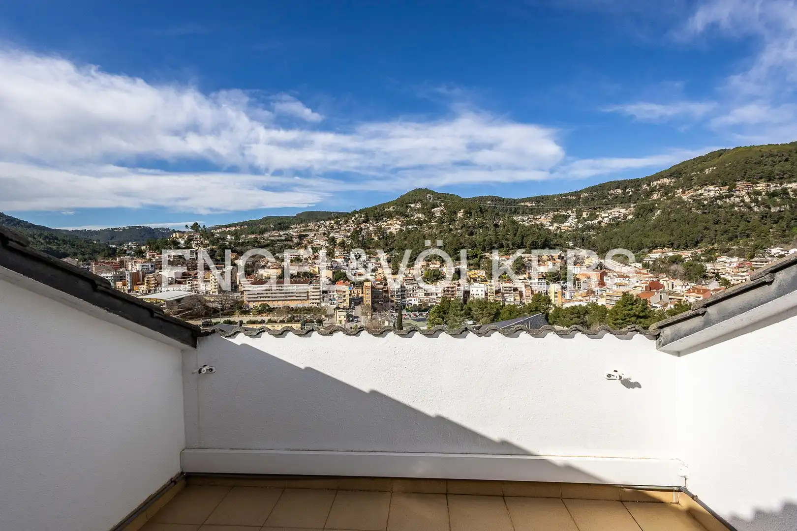 Terrassa de Casa o xalet en venda en Vallirana amb Aire condicionat, Calefacció i Jardí privat