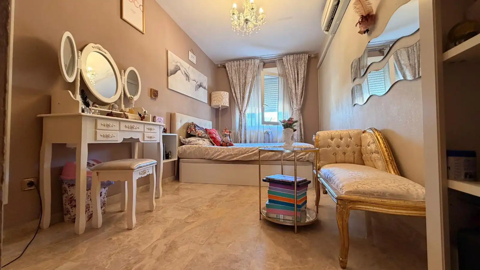 Bedroom of Detached homes for sale in Málaga  with Air Conditioner, Storage room and Swimming Pool