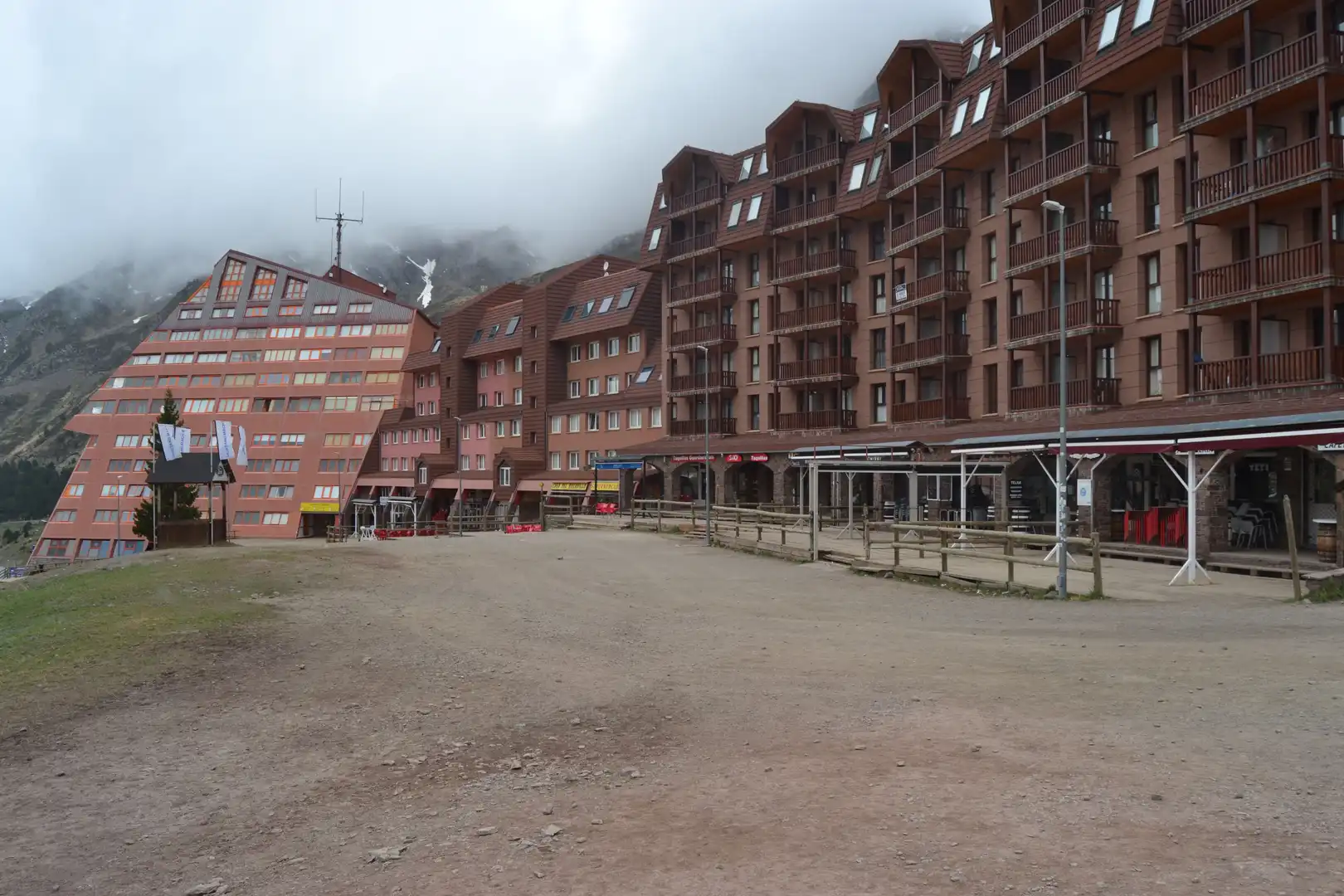 Exterior view of Commercial properties for sale in Aisa