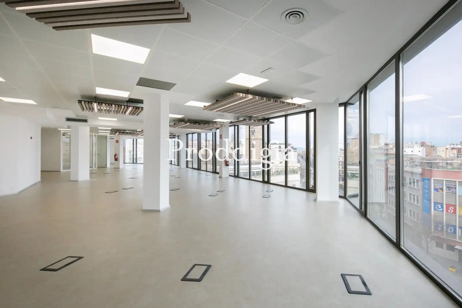 Oficina de alquiler en Barcelona con Aire acondicionado, Calefacción y Terraza