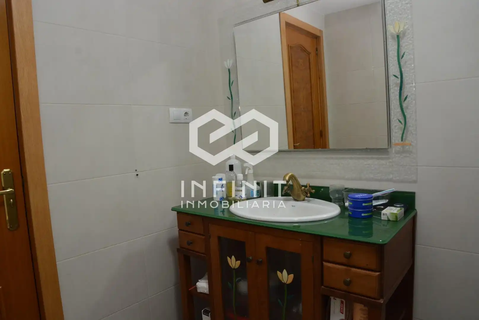 Baño de Casa o chalet en venta en Valdeaveruelo con Calefacción, Jardín privado y Terraza