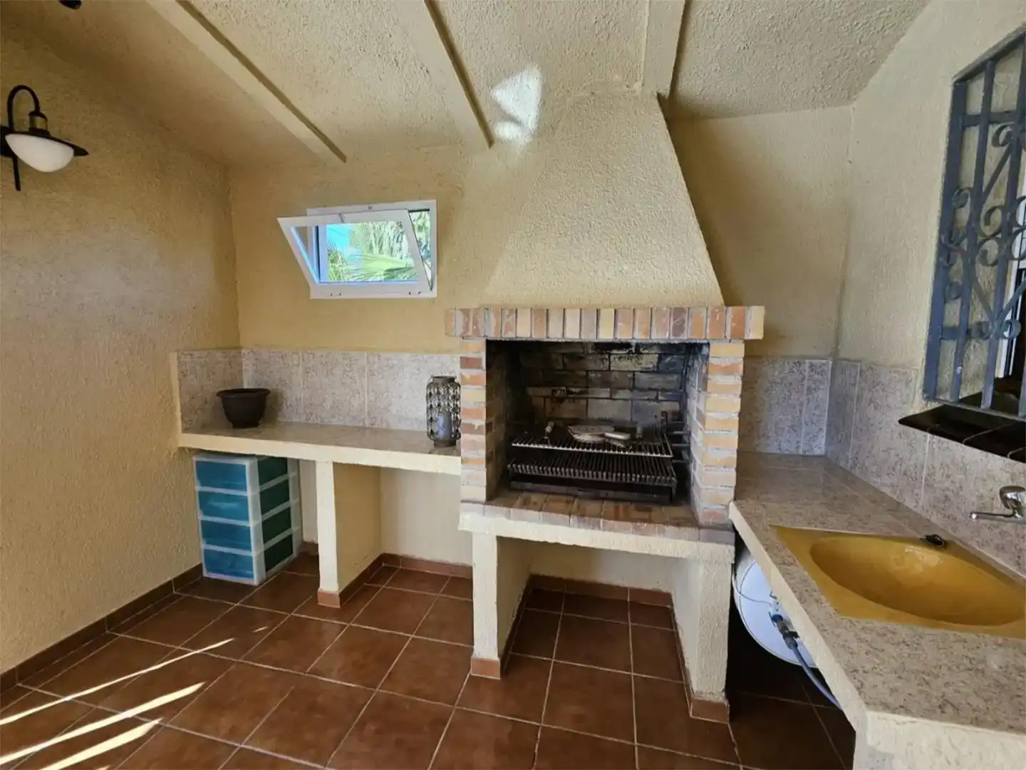 Cuina de Pis en venda en L'Ametlla de Mar  amb Aire condicionat, Jardí privat i Traster