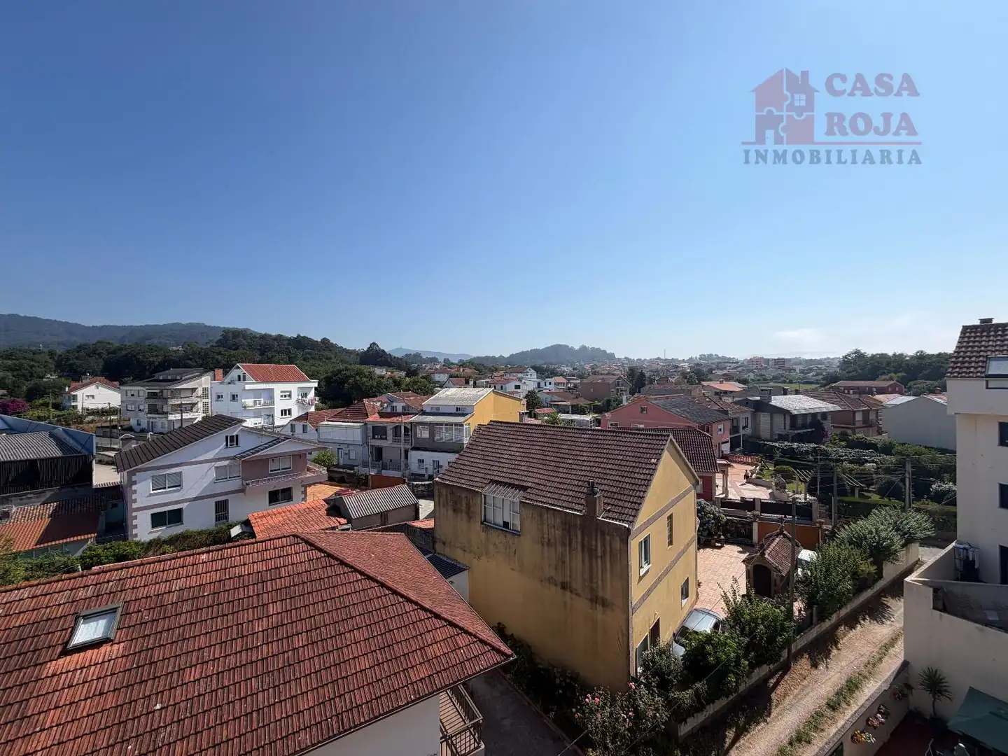 Außenansicht von Dachboden zum Verkauf in Cangas  mit Heizung, Terrasse und Abstellraum