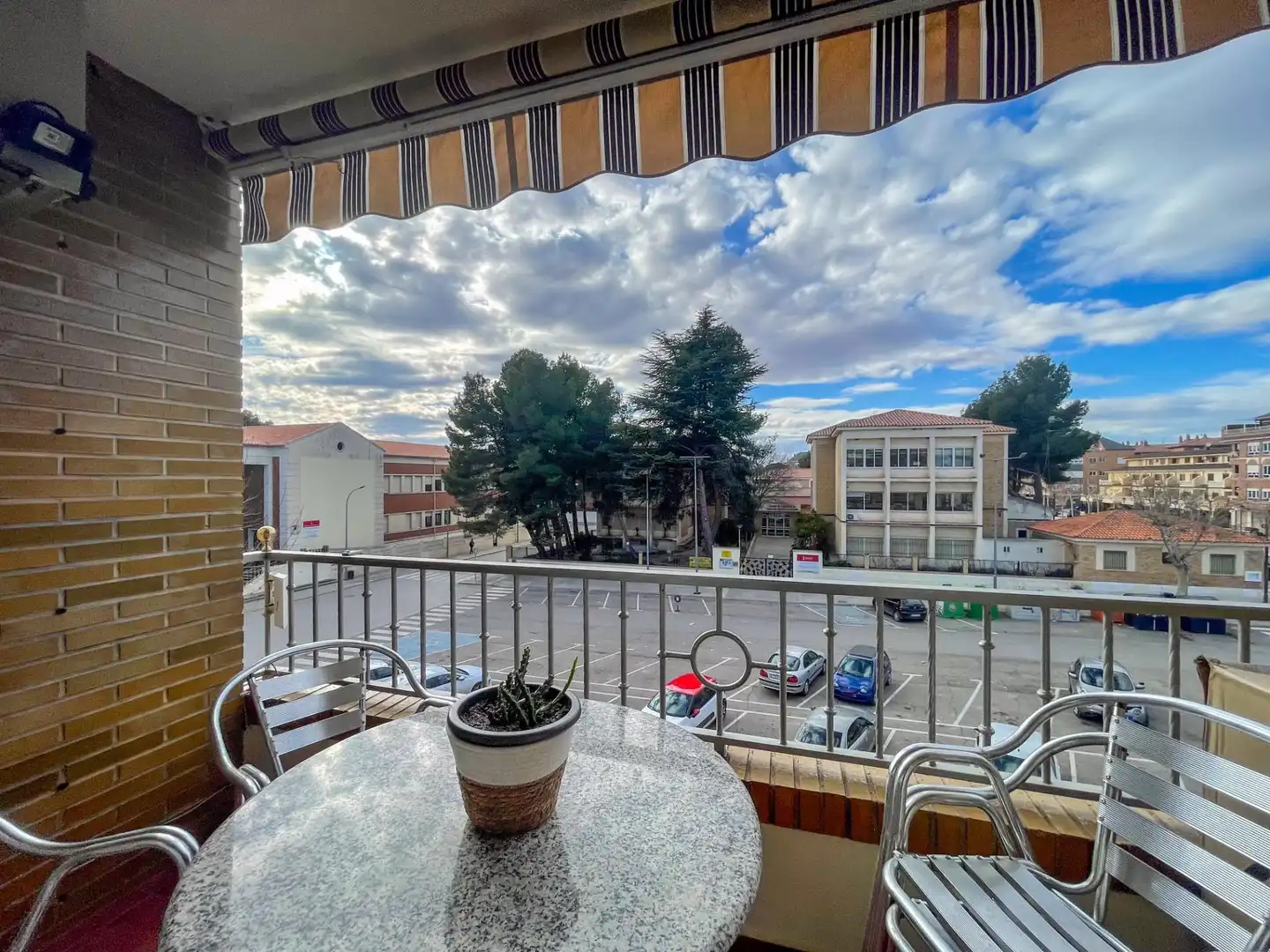Flat for rent in Plaza JUAN GRANDIA, Requena