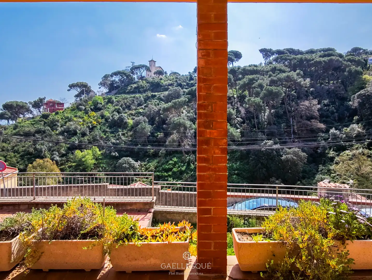 Jardín de Casa o chalet en venta en Barcelona con Calefacción, Jardín privado y Terraza