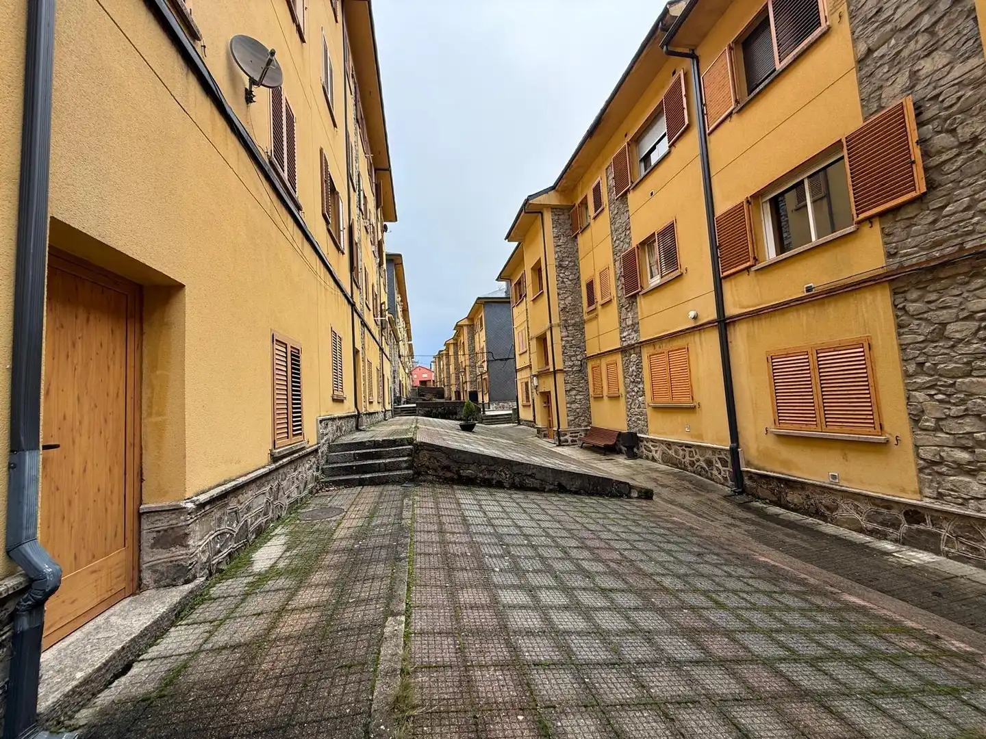 Exterior view of Flat for sale in Degaña  with Storage room