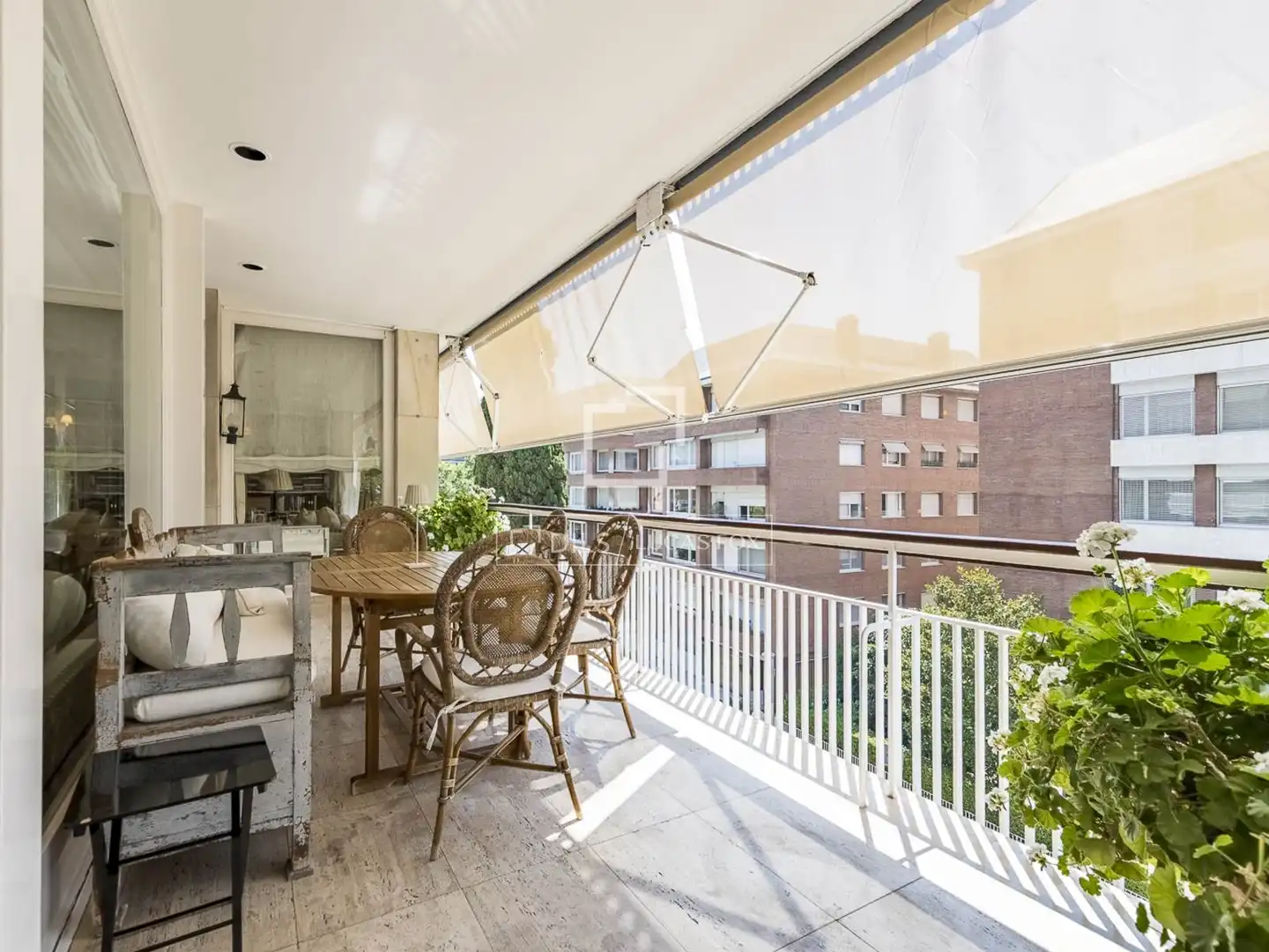 Terraza de Piso en venta en Barcelona con Aire acondicionado