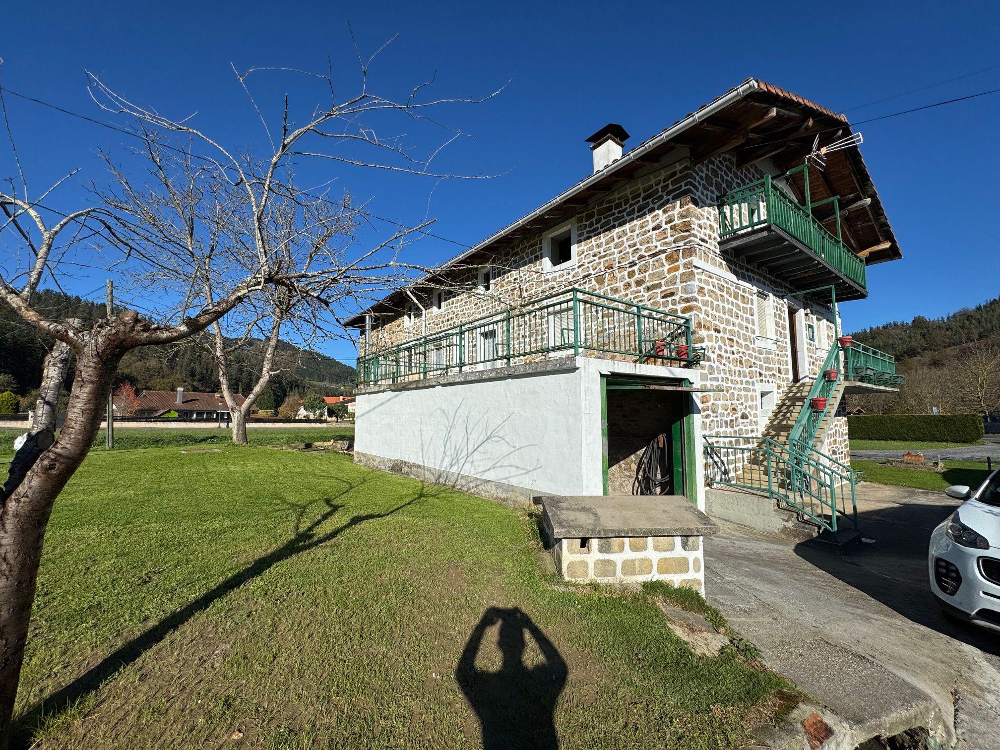 Vista exterior de Casa o xalet en venda en Arantzazu amb Calefacció, Jardí privat i Parquet