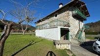 Exterior view of House or chalet for sale in Arantzazu  with Heating, Private garden and Parquet flooring