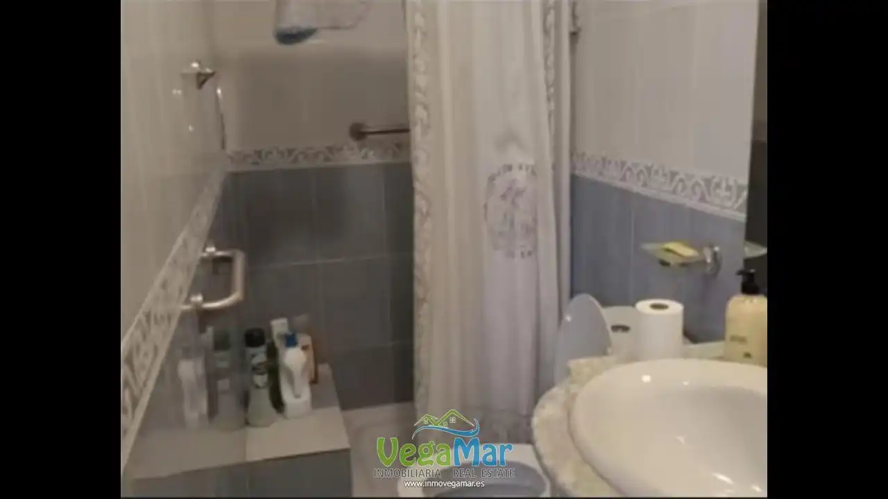 Bany de Casa o xalet en venda en Otívar