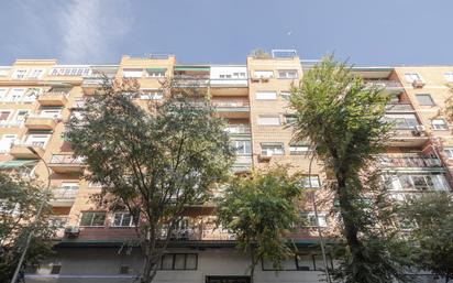 Exterior view of Attic for sale in  Madrid Capital  with Terrace