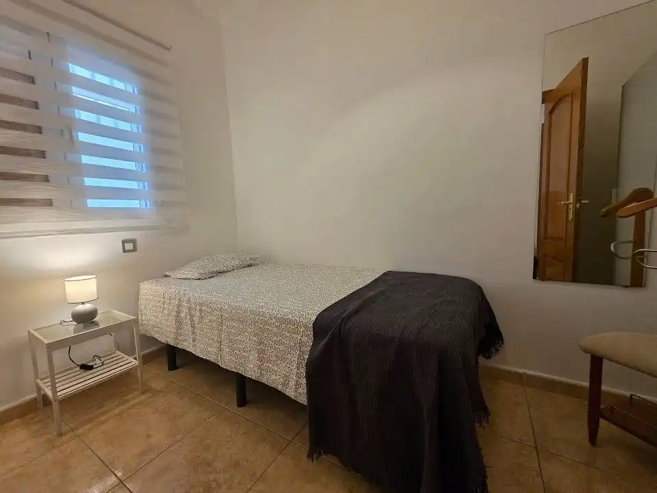 Habitación de Piso en venta en Las Palmas de Gran Canaria con Amueblado