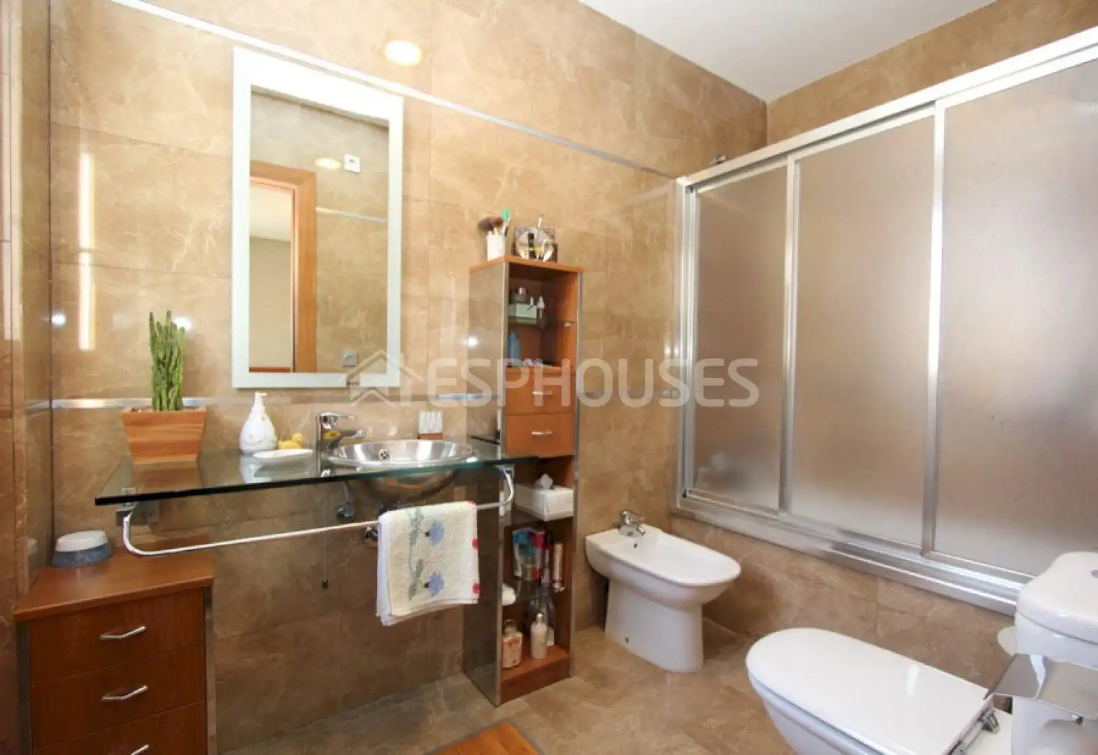 Bathroom of Attic for sale in Guardamar del Segura  with Air Conditioner, Terrace and Storage room