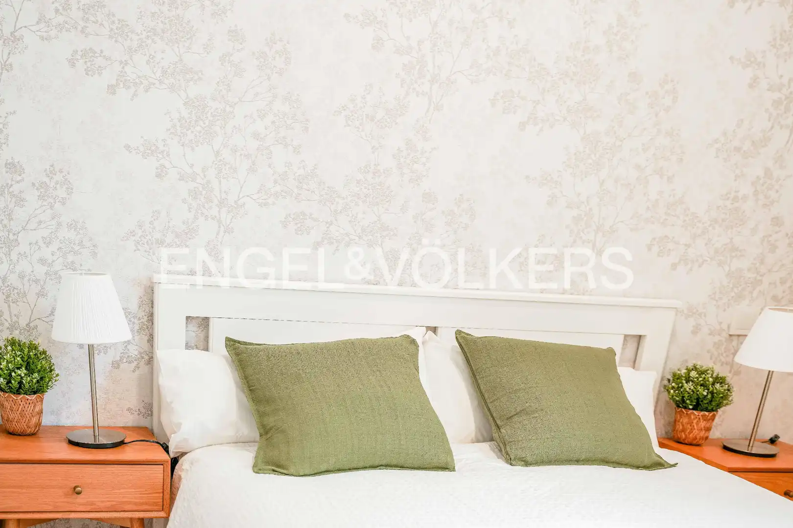 Bedroom of Apartments for sale in Santander  with Heating