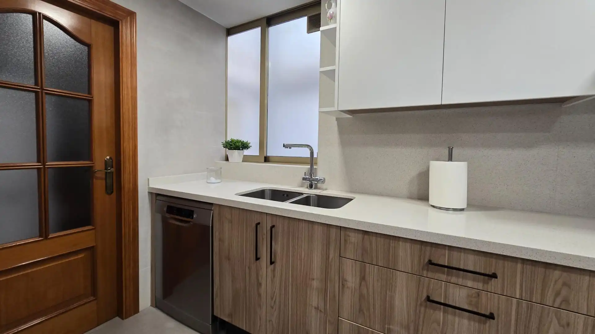 Flat for sale in Calle mariano luiña , Pont Nou - Corazón de Jesús