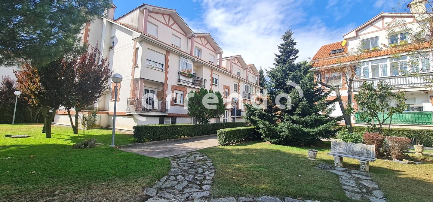 Vista exterior de Piso de alquiler en Guadalix de la Sierra con Calefacción, Trastero y Amueblado