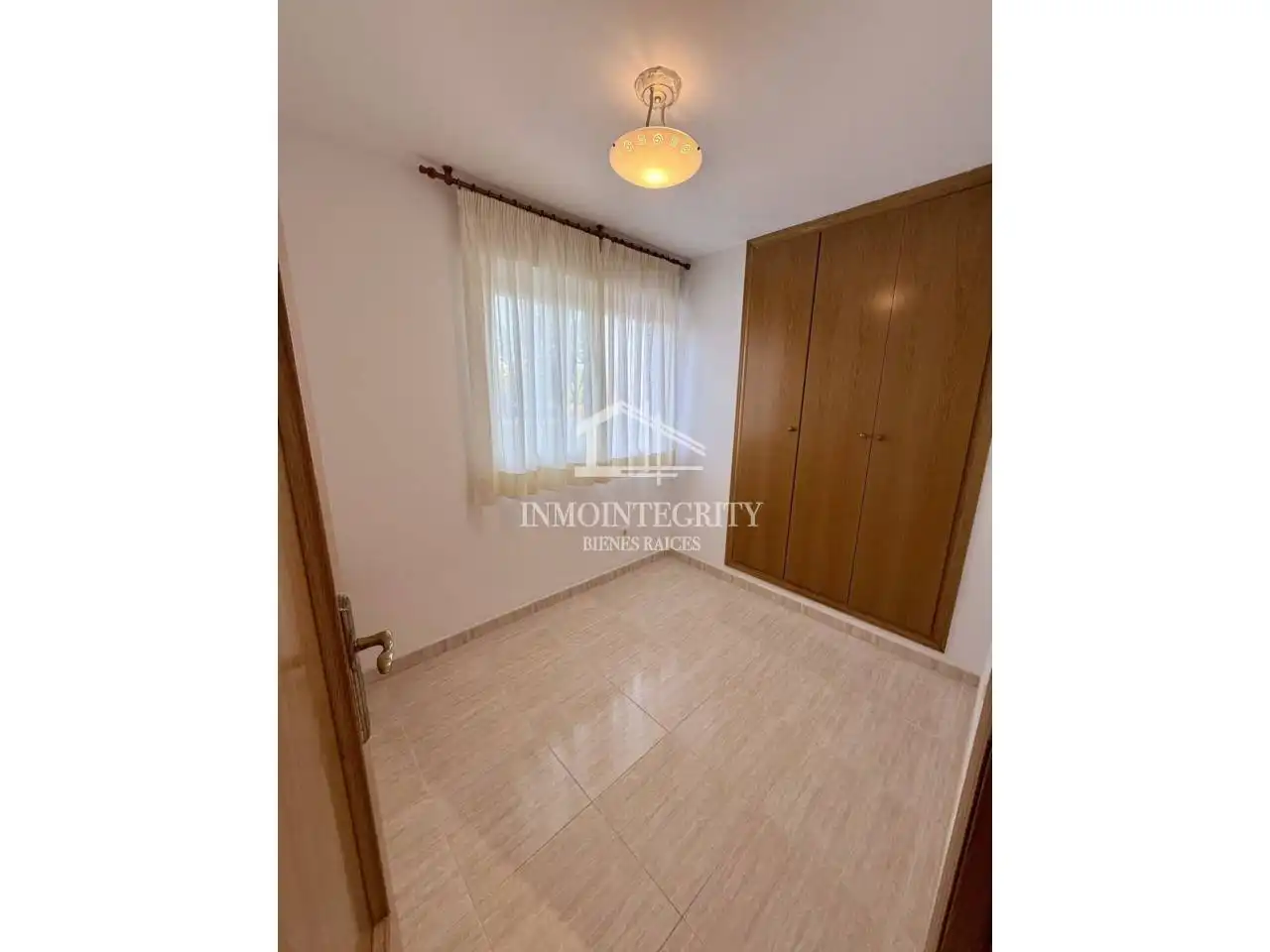 Apartamento con piscina en venta en Avenida Central, imagen 23