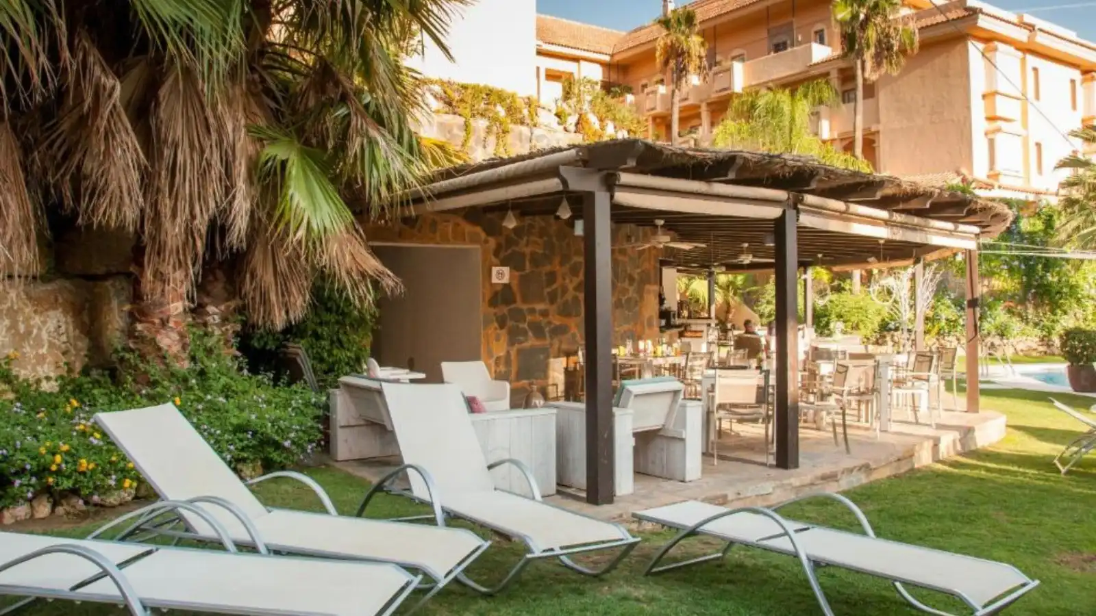Apartment with terrace for sale in Nueva Andalucía, imagen 5