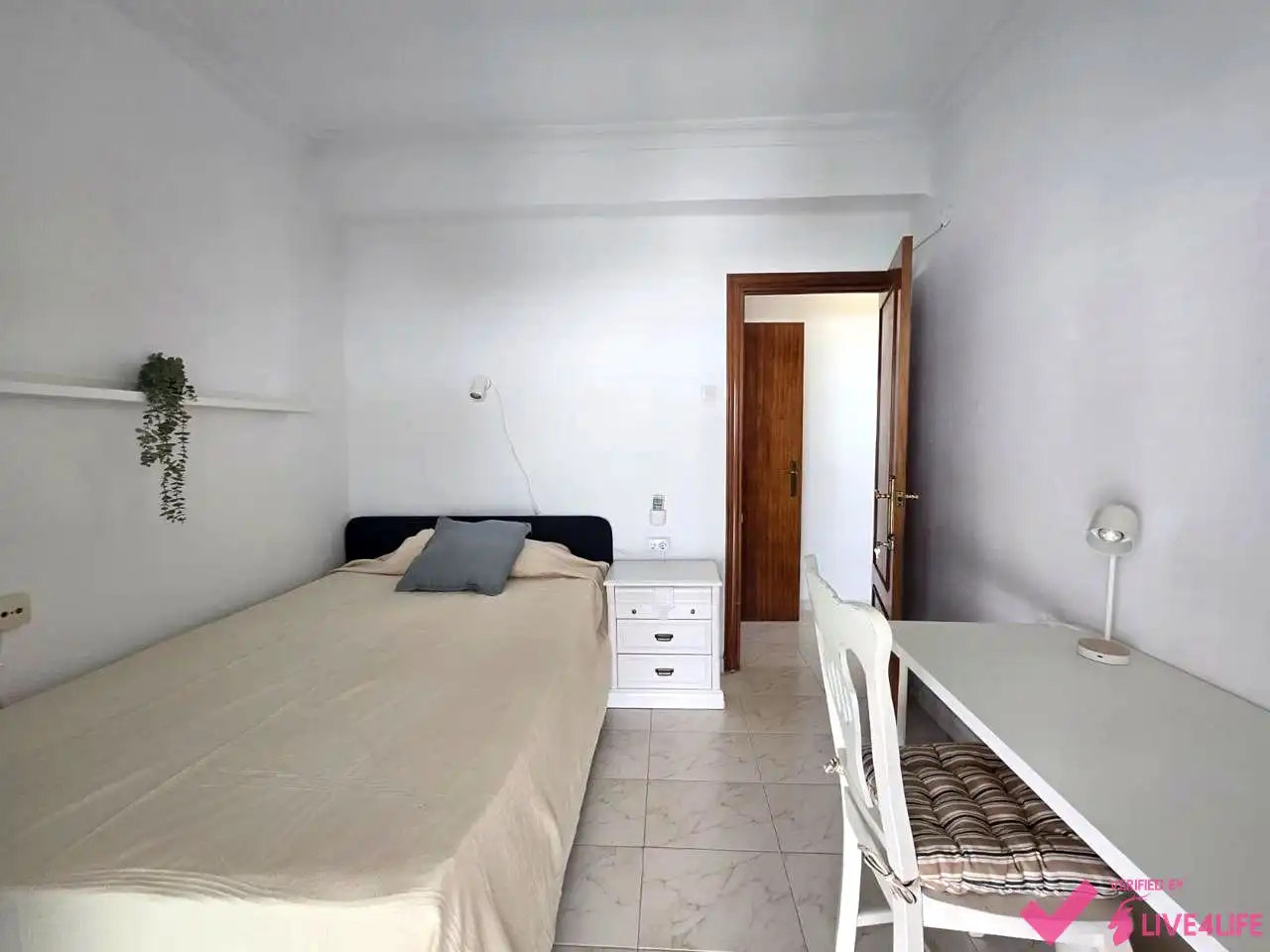 Room in Virgen De La Esperanza, El Cano - Los Bermejales