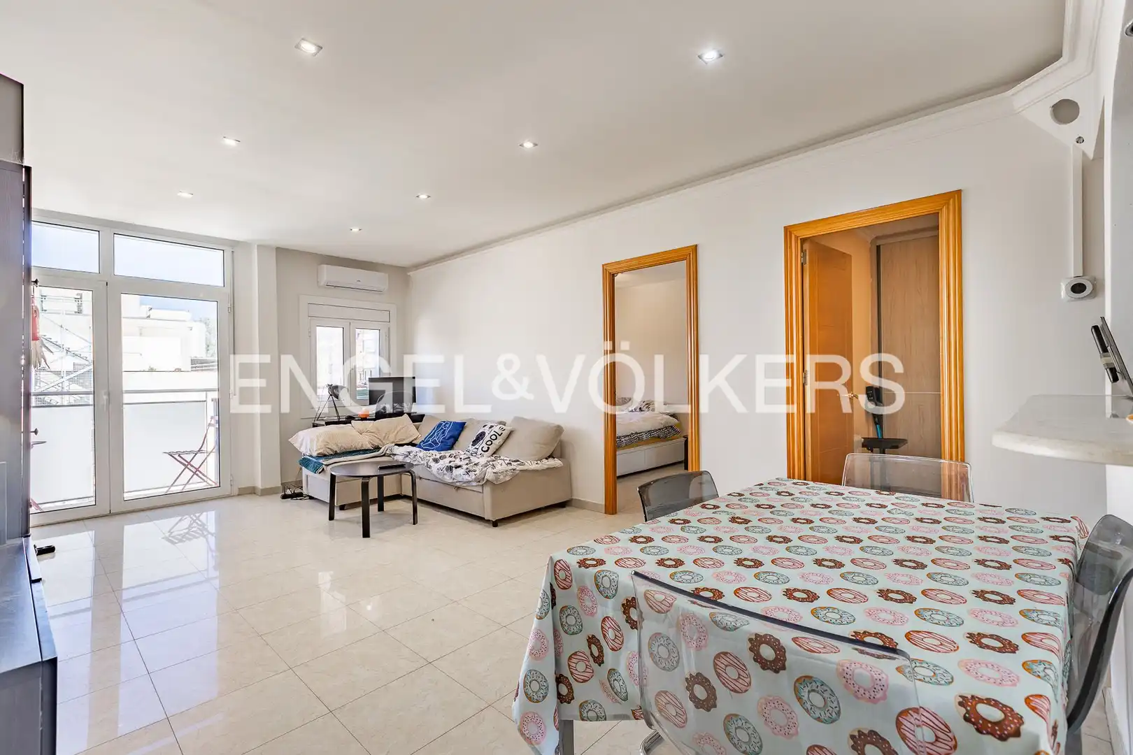 Vista exterior de Pis en venda en  Barcelona Capital amb Calefacció i Balcó