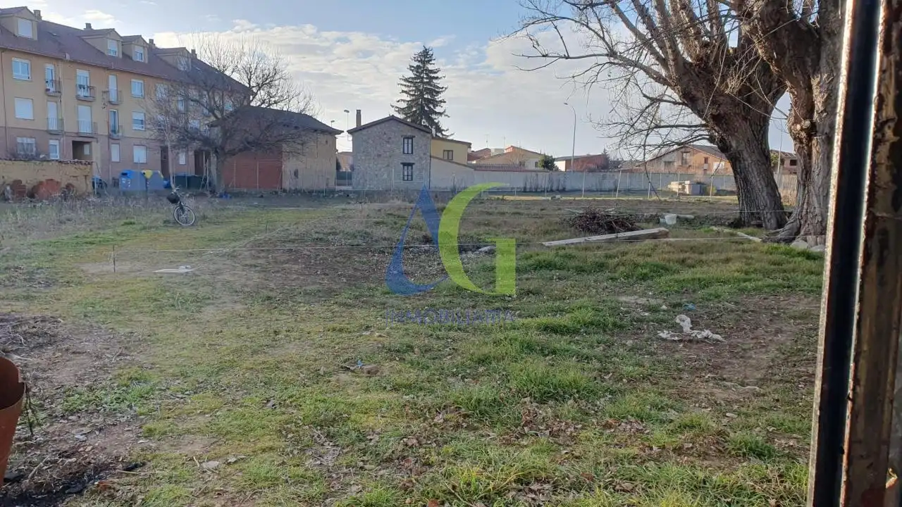 Terreni e lotti in vendita a Villaquilambre, imagen 4